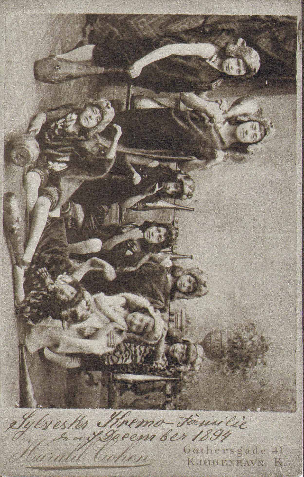 Kremo family of acrobats, Copenhagen, December 1894 — portrait 1