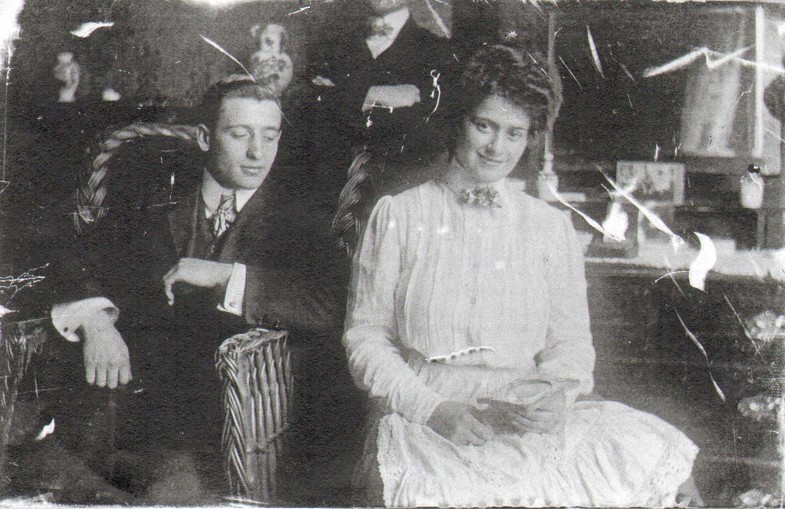 Theodor and Anna Kremka, group portrait
