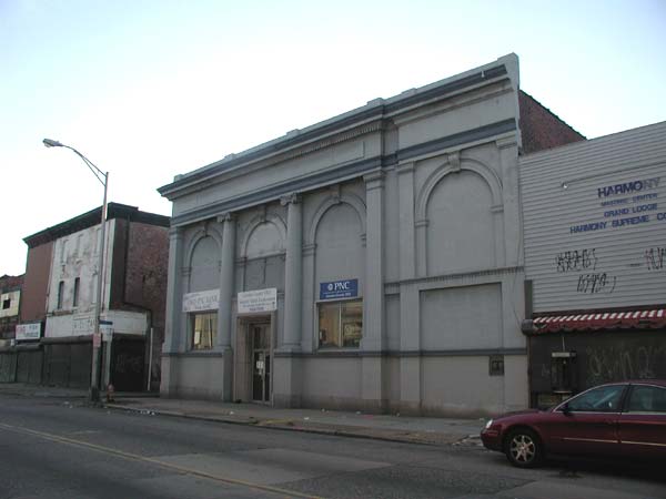 1123 Broadway, former Camden National Bank building, November 22, 2003