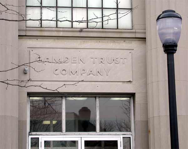East End Trust Company door detail, March 14, 2004