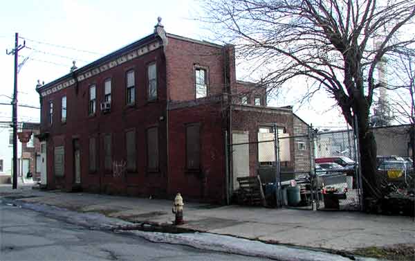 Belleview Inn, 2001 Broadway — February 7, 2004