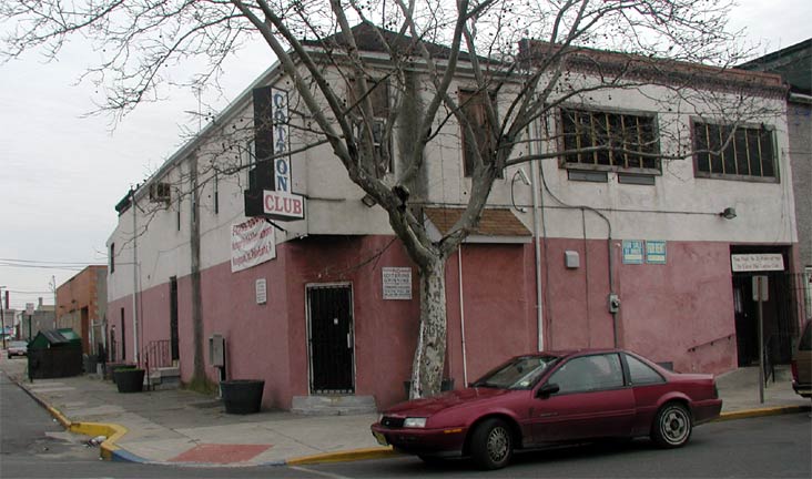 Cotton Club exterior, 1102-1104 South 4th Street, October 2002