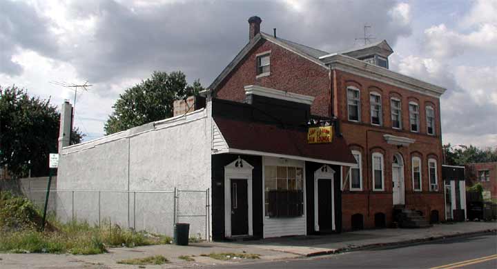 Luby Vann's Jam Lounge at 1240 Kaighn Avenue — October 5, 2003