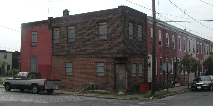 McKenna's Cafe, 650 Clinton Street