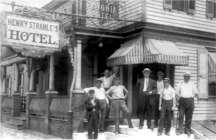 Henry Strahle's Hotel, circa 1920