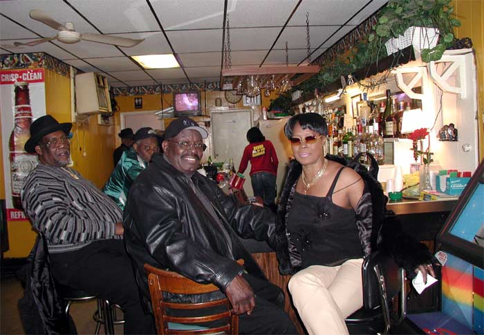 Black Bird and Dee at Ye Olde Tymers Club, November 2003