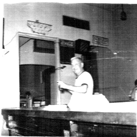 Kelly's Cafe, 69 State Street — going to the back room