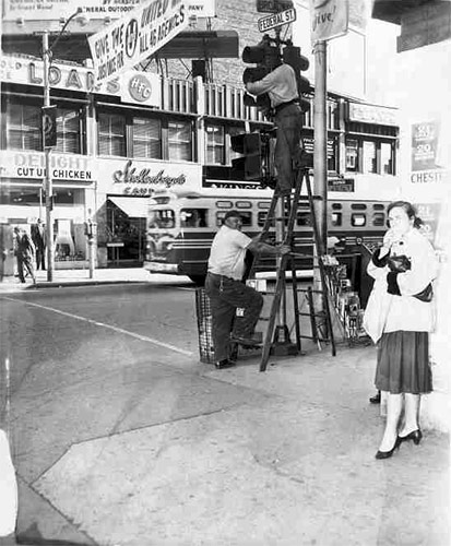 Broadway and Federal Street, 1962 — Chicken Delight, Shellenberger's Candy Store, HFC Loans on Broadway