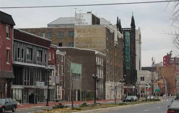 534 to 500 Cooper Street looking west, February 7, 2004