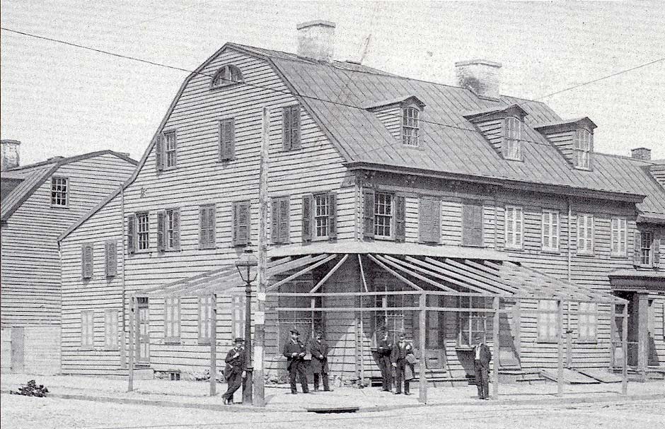United States Post Office - Northwest Corner of North 3rd and Arch Street - 1875-1899 - photograph circa 1890