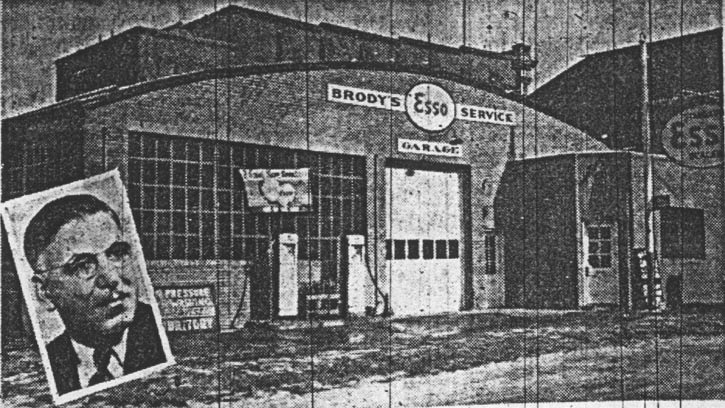 Brody Esso Service Garage at 540 Washington Street, northeast corner of Washington and Henry, January 2, 1940