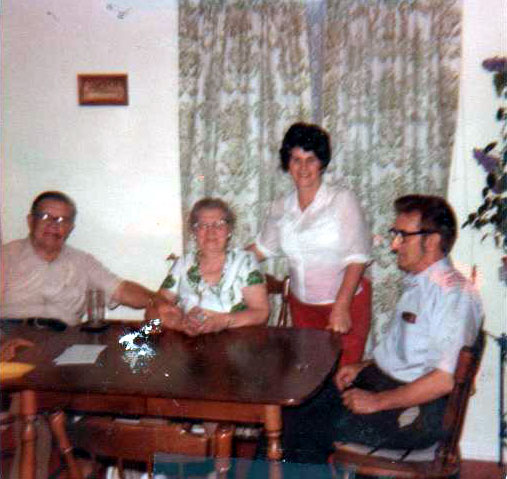 Family card game with Uncle Pete Draim, Aunt Eleanor Wojtkowiak, dad and step-mother