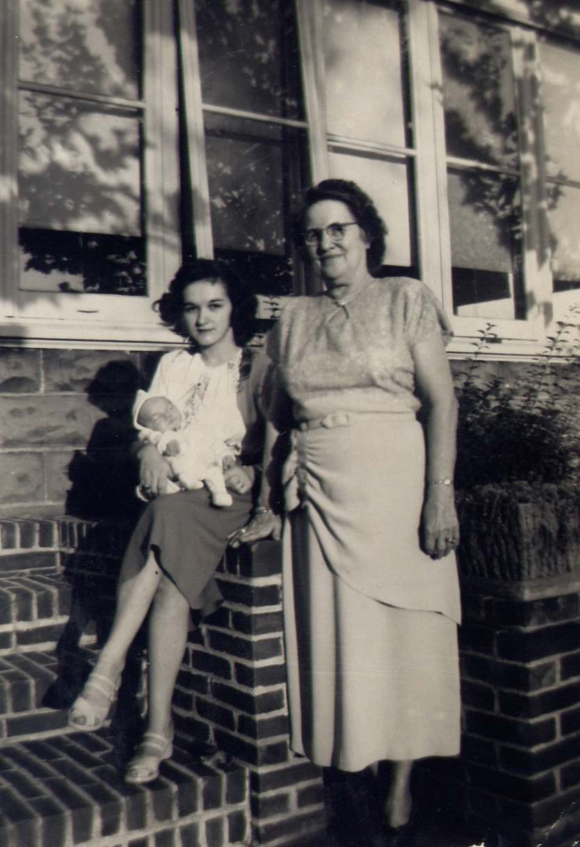 Carol Kelly, Jane Kelly, Eva Roles — 1949