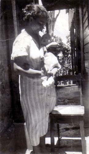 Dona Maria and Carmen Sanabria