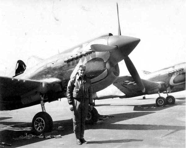 John R. White with Curtiss P-40 fighter at Napier Field, Dothan AL