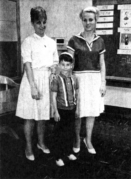Beth El Academy kindergarten class, 1964