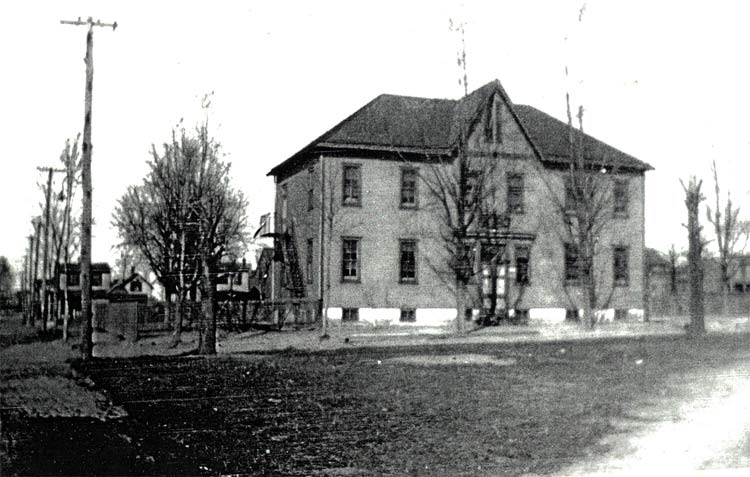 James G. Blaine School, southeast corner of Wayne Avenue and North 23rd Street