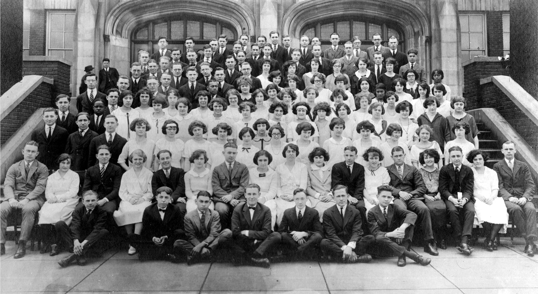 Camden High School Class of 1923 graduation photo
