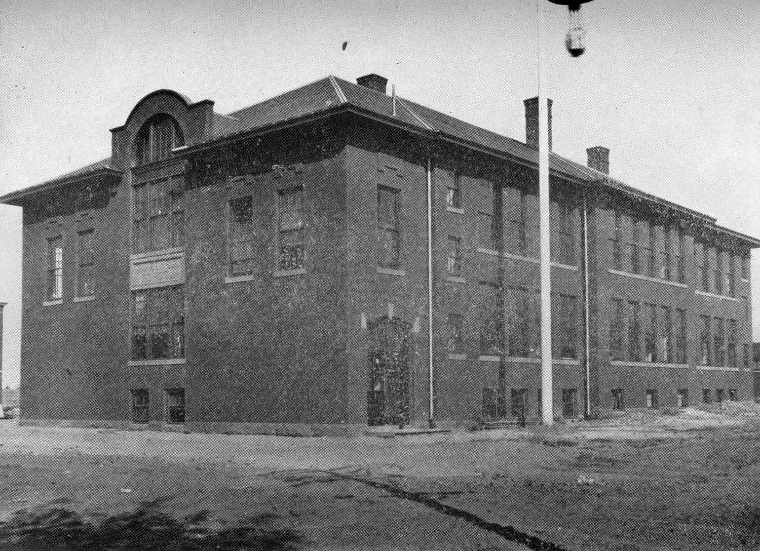 William Joyce Sewell School exterior