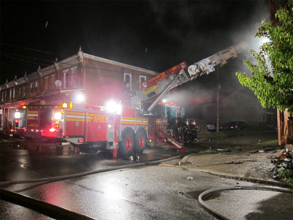 Looking to the northeast corner of South 24th & Mickle Streets during the May 15, 2011 fire, photo by Gabriel Angemi