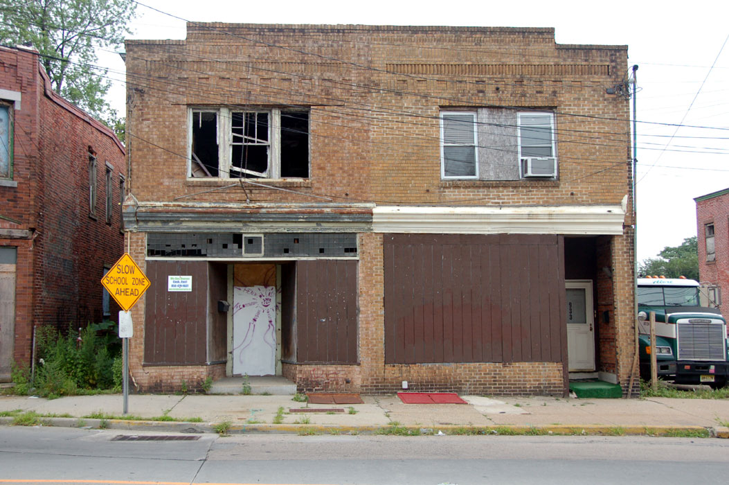931–933 North 27th Street, July 2011