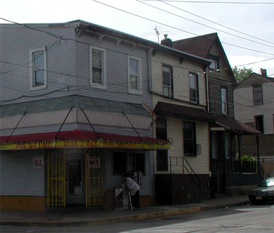 864–868 North 27th Street, May 2005