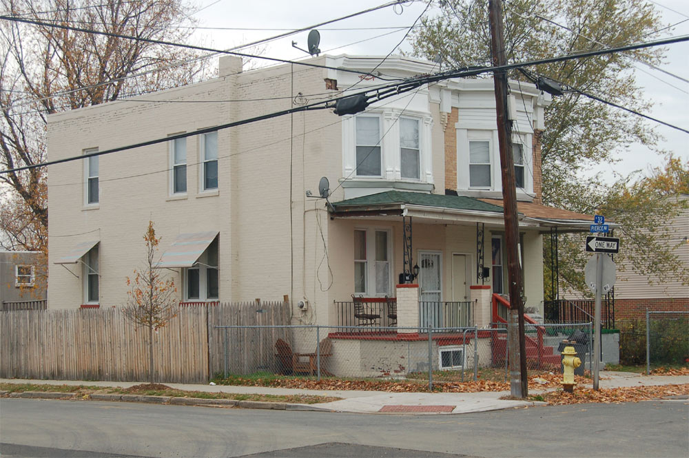 Southwest corner of North 32nd Street and Pierce Avenue, 1101-1103 North 32nd Street, November 2010
