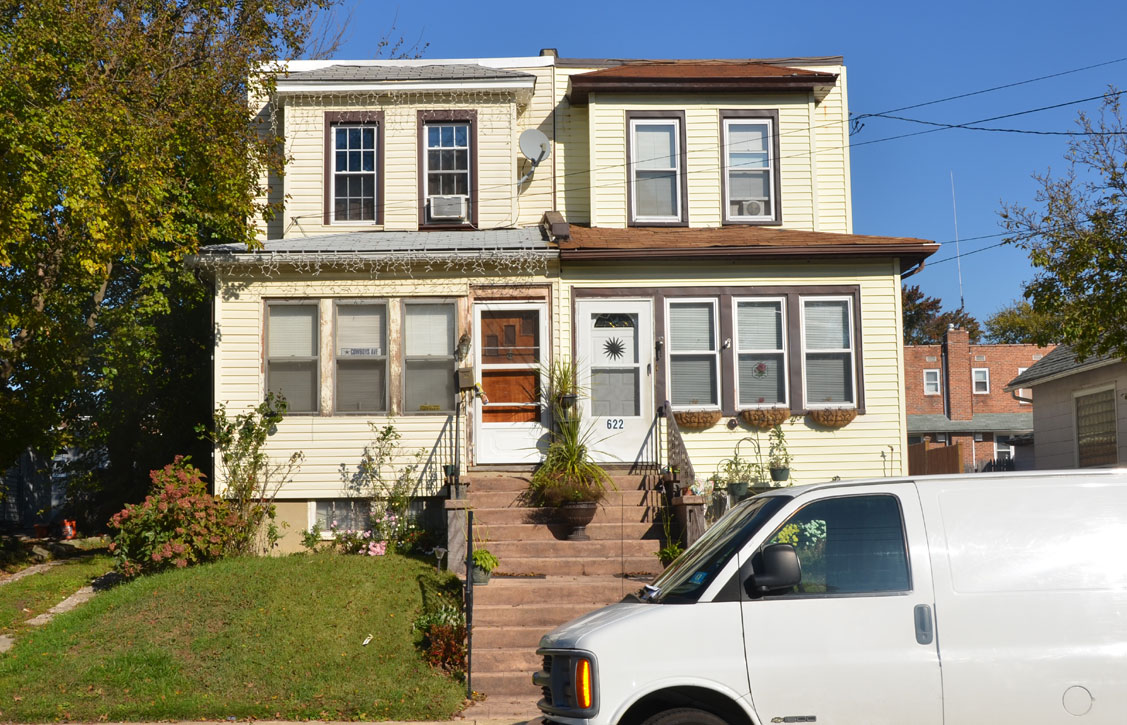 622 & 624 North 35th Street, photograph November 1, 2011