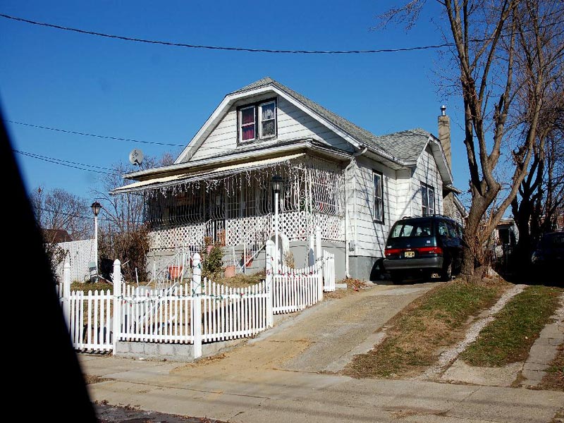 628 North 35th Street, photograph March 2008