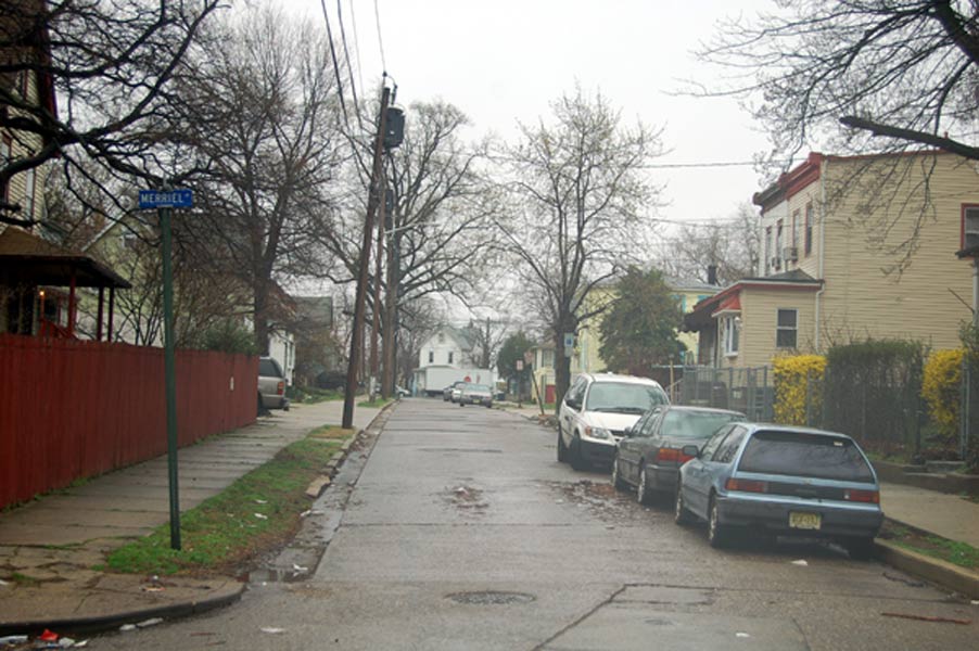 Looking south along North 35th Street from Merriel Avenue, April 3, 2009