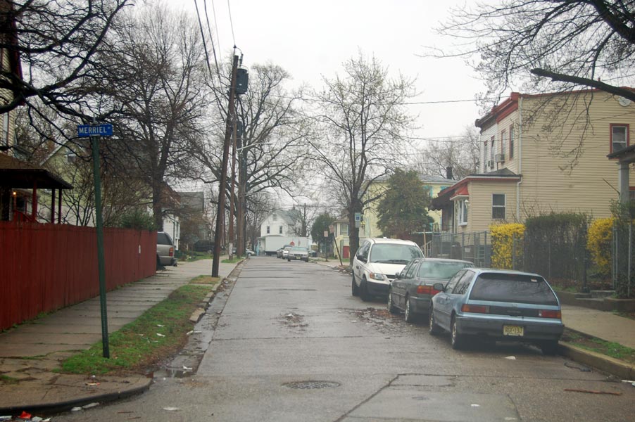 Looking south along North 35th Street from Merriel Avenue, October 16, 2011