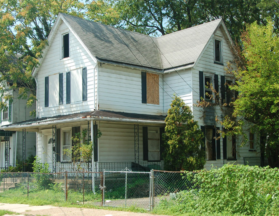 27 South 36th Street, vacant after fire July 29, 2011, photo 3