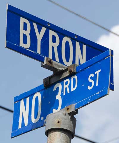 North 3rd Street and Byron Street intersection sign