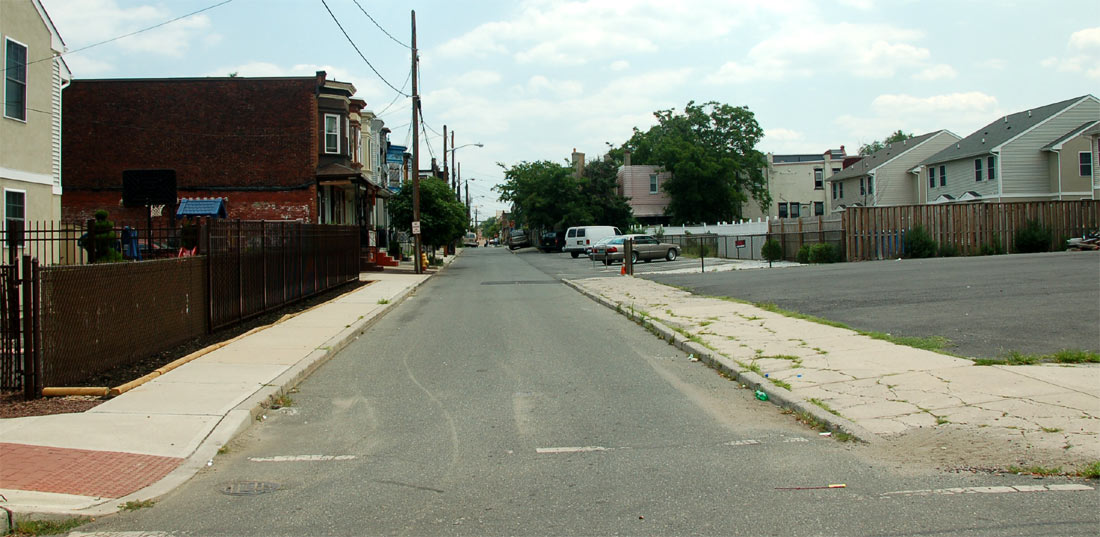 Intersection of North 3rd Street & Grant Street