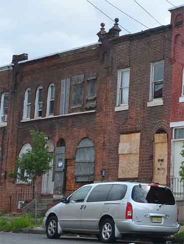 1040-1044 South Fourth Street