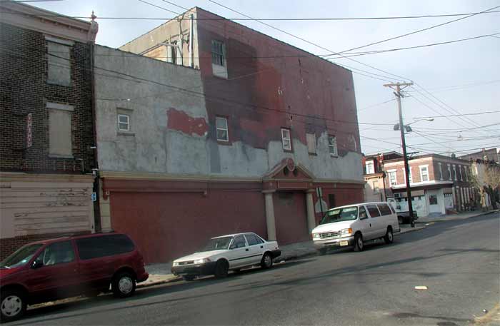 909-901 South Fourth Street