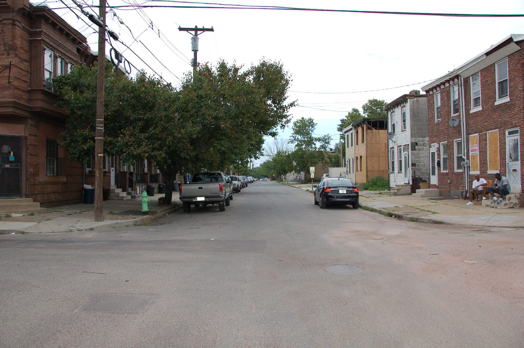 Looking north on South 4th Street from Winslow — June 25, 2011