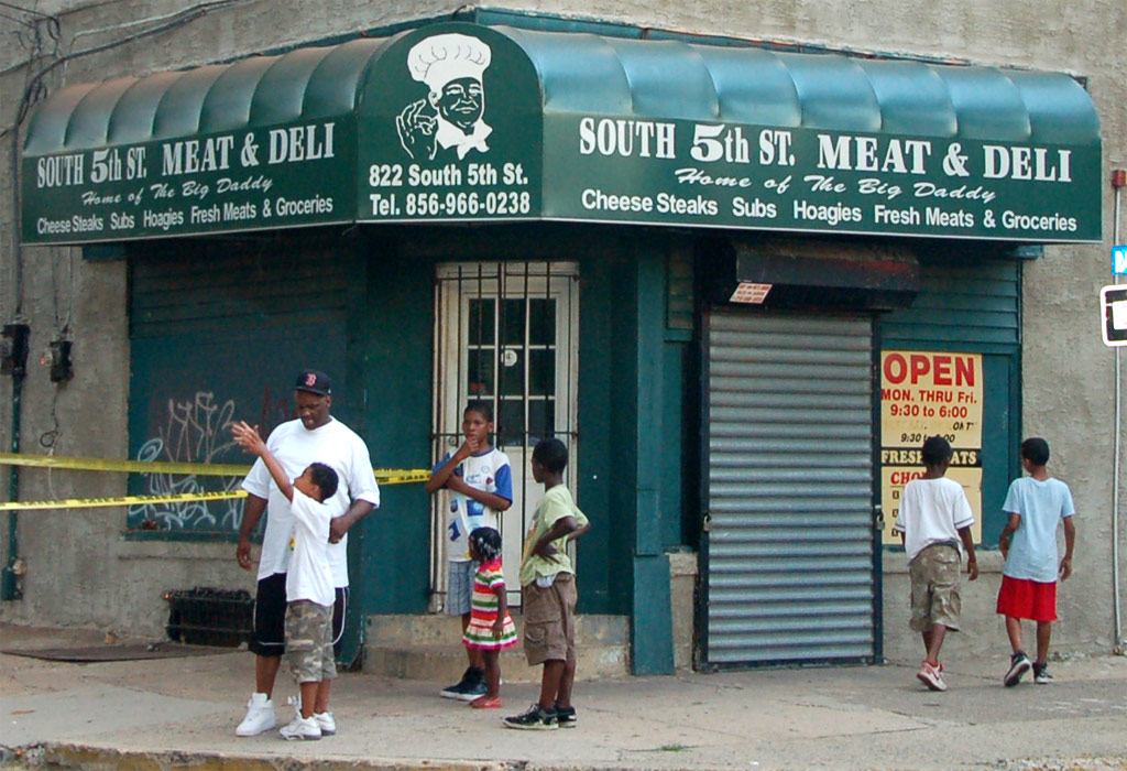 822 South 5th Street, photograph