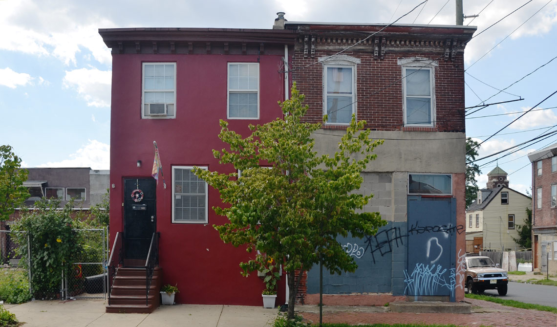 901 South 5th Street, photograph