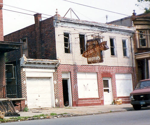 906–908 South 5th Street — Moffa’s Baking Company