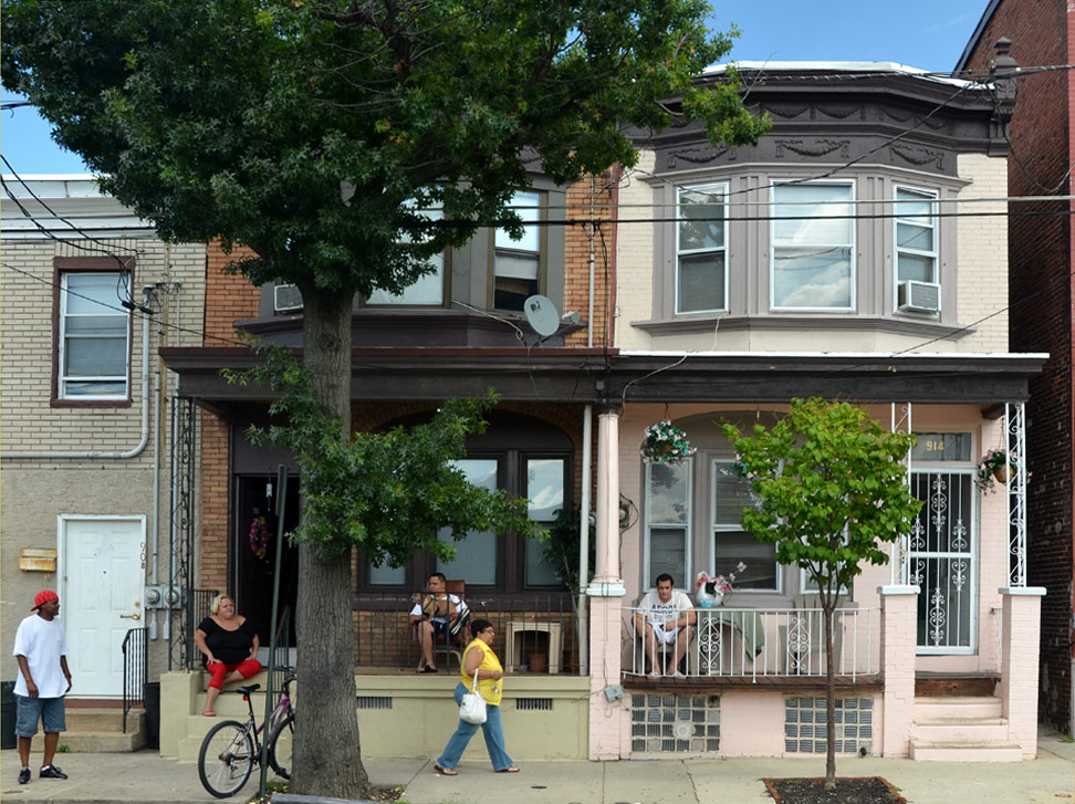 912 South 5th Street, photograph