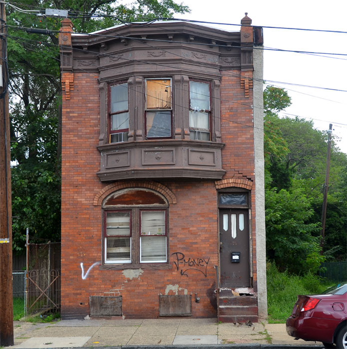 1010 South 5th Street, photograph