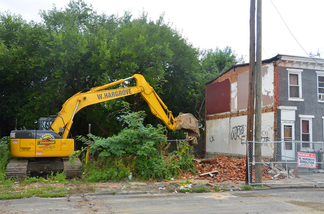 1037 South 5th Street, photograph