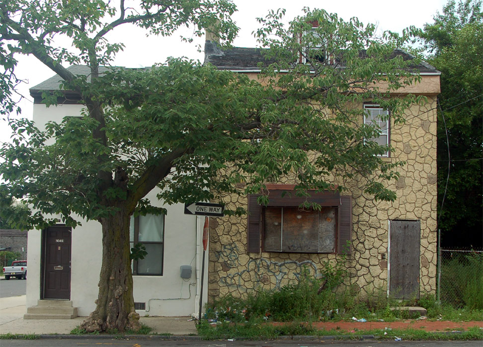 1043 South 5th Street, photograph