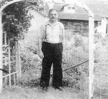Gotchel family at 1839 South 6th Street