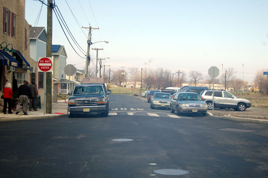 Looking north on South 7th Street from Central Avenue, March 29, 2009