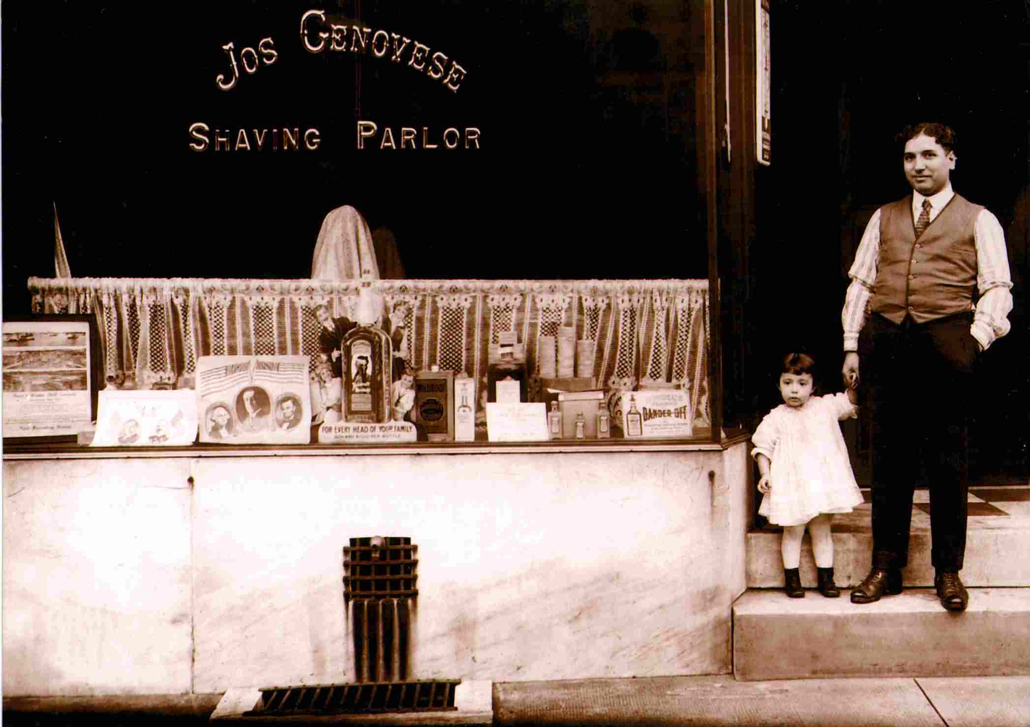 206 Arch Street - Joseph Genovese and Family - circa 1917