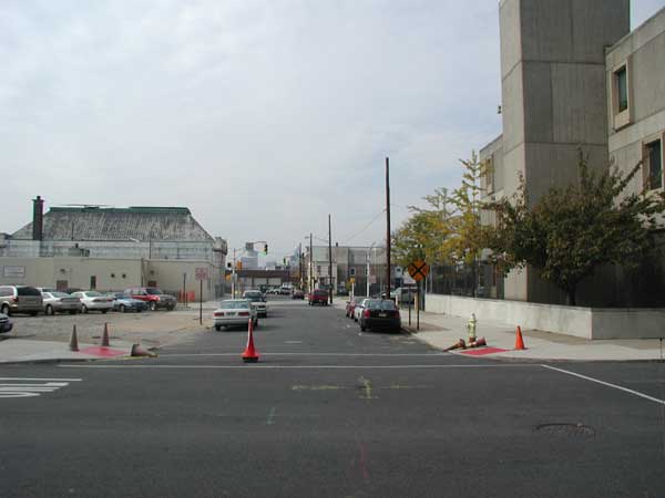 Arch Street looking west from 5th Street, October 3, 2003