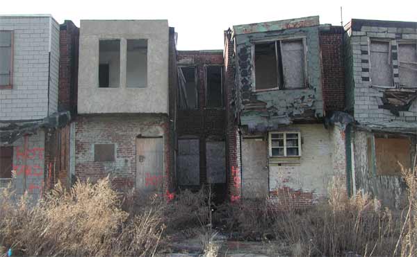2052-2050 Arlington Street—fluorescent paint indicates radioactive hot zones, February 7, 2004