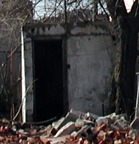 The last house standing on Arlington Street, February 7, 2004